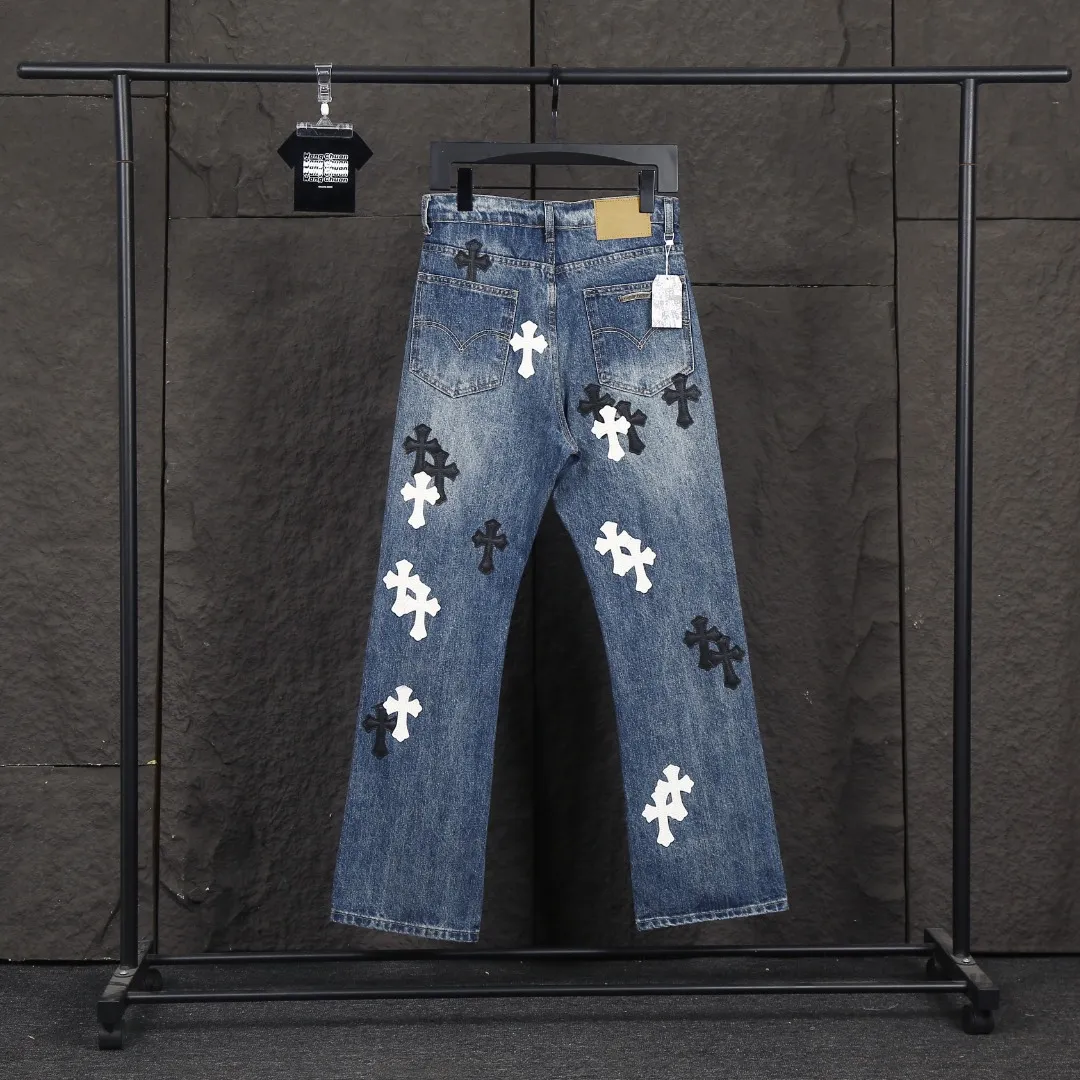 P260 Actual photo [High quality] Code: 25017# Color: Ice blue Size: S/28 to Fermentation wash and soft color fixation, soft and thick to wear. Details are all hand-polished and made with craftsmanship. All-over jacquard fabric has a unique design style. Multiple processes have been used to create a full retro feel. A niche and unique non-contrast shirt. Customized distressed spray-painted buttons. Every detail is crafted with craftsmanship.